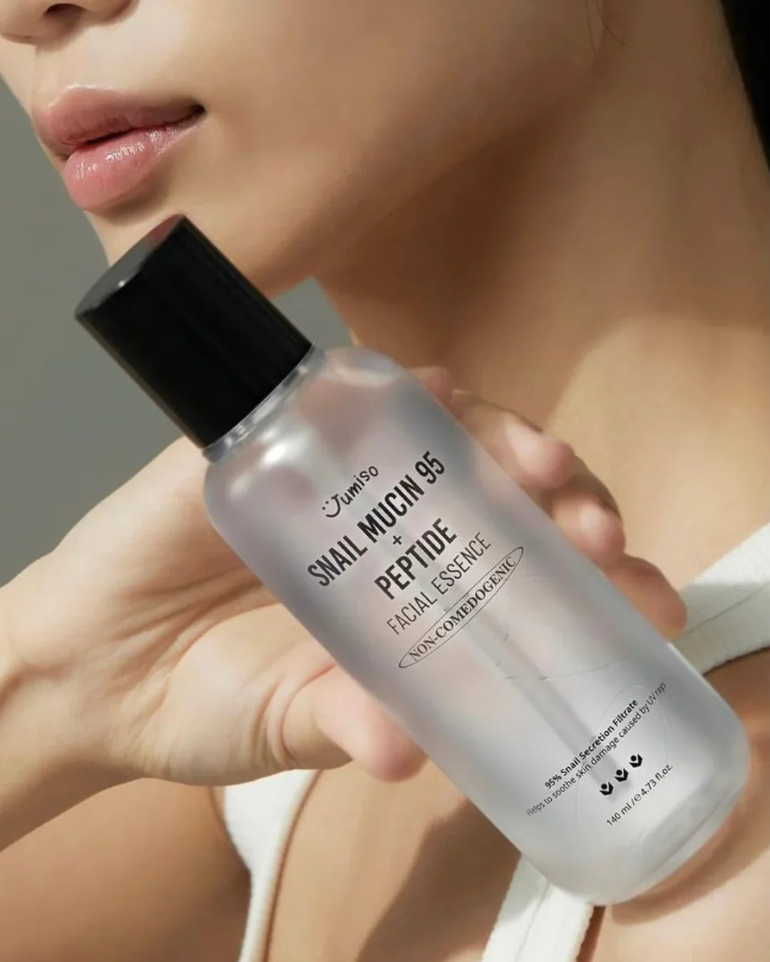 Jumiso - Snail Mucin 95 + Peptide Facial Essence - 140ml