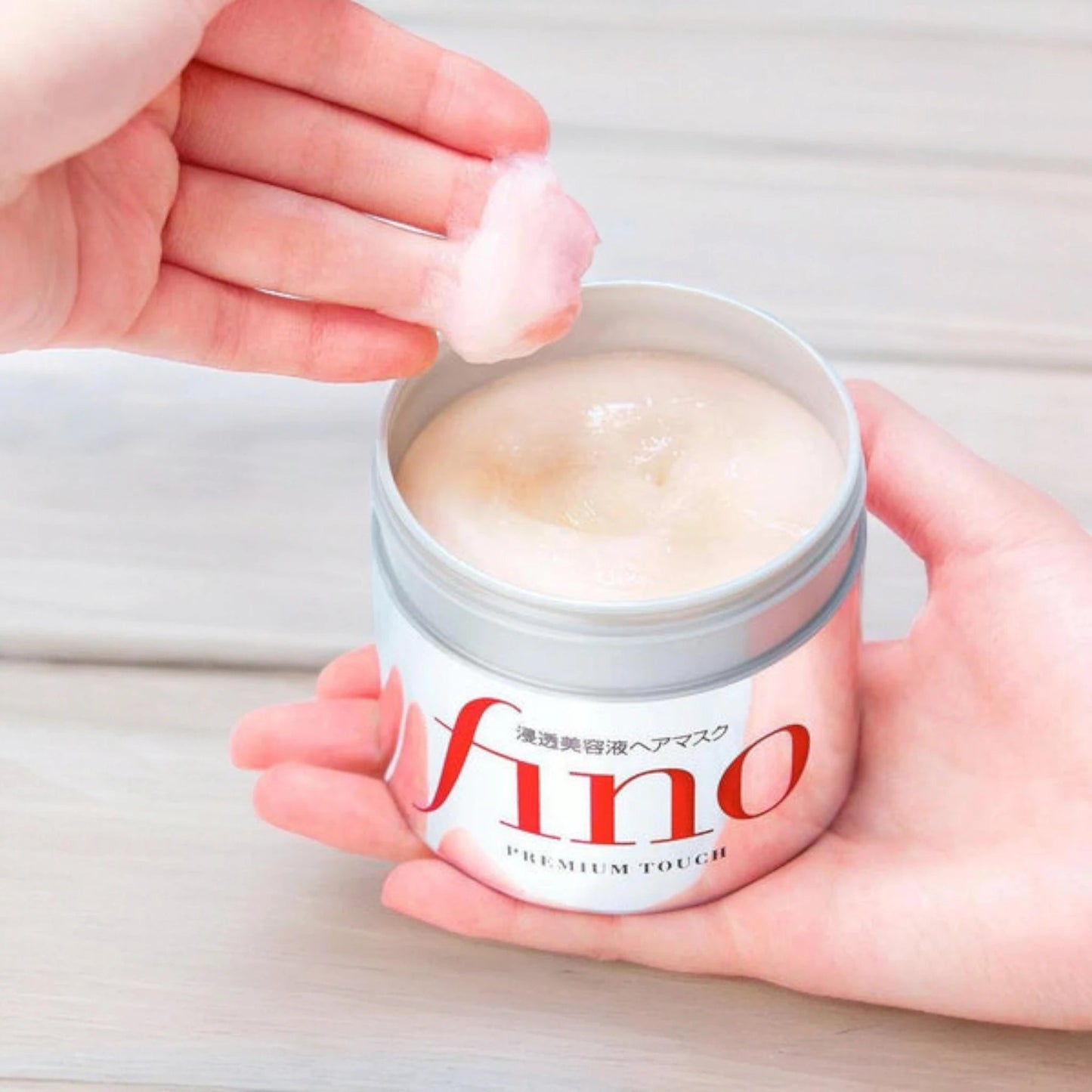 Shiseido - Premium Touch Hair Mask