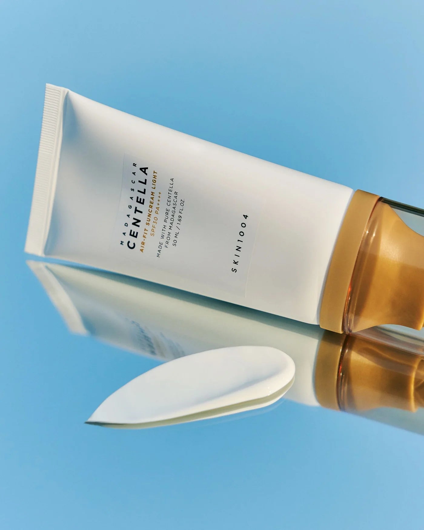 Skin1004 - Madagascar Centella Air-Fit Suncream Light SPF30 PA++++